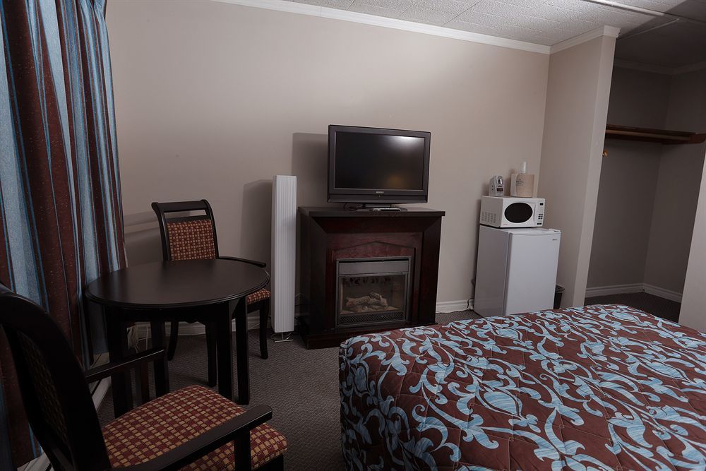 Belmont Inn Sudbury Extérieur photo