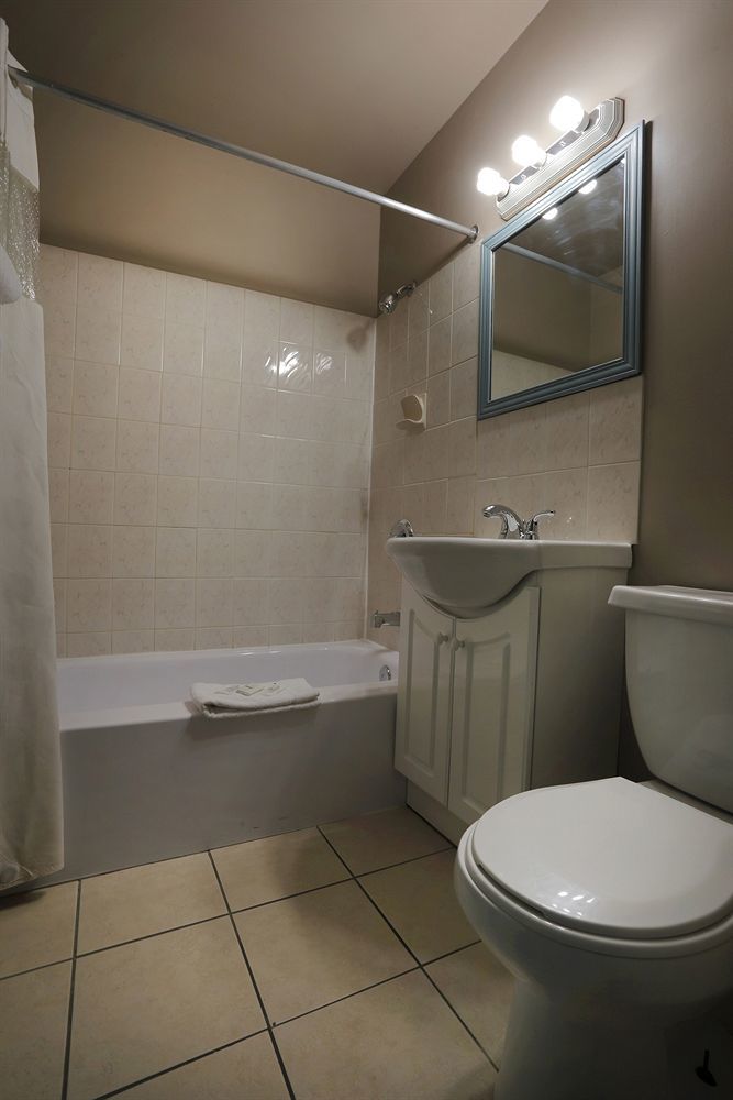 Belmont Inn Sudbury Extérieur photo