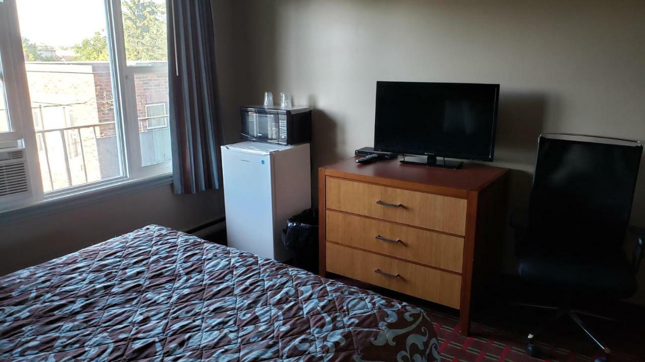 Belmont Inn Sudbury Extérieur photo