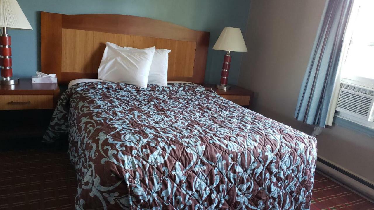 Belmont Inn Sudbury Extérieur photo